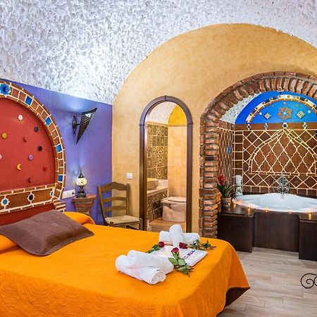 Cazorla Casas Cueva Guest House Hinojares Екстериор снимка