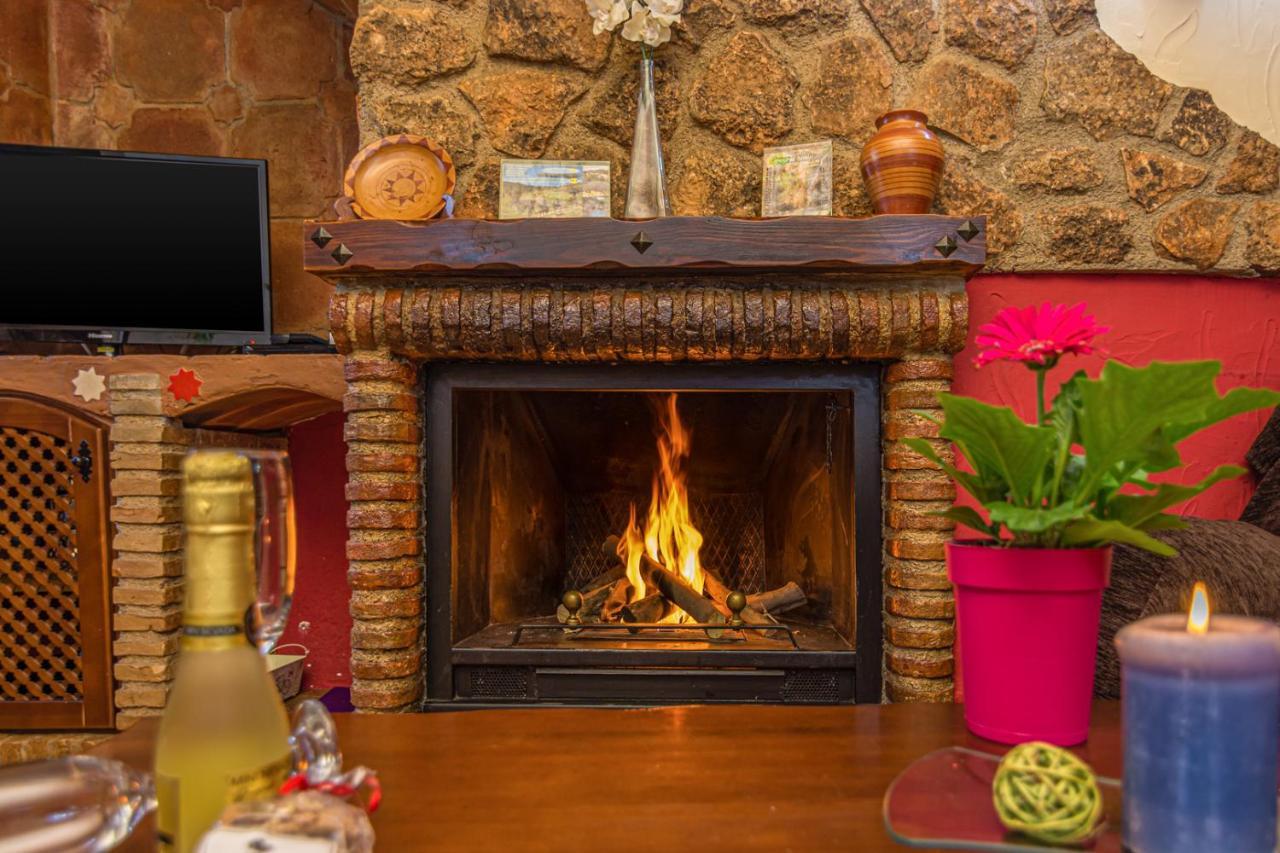 Cazorla Casas Cueva Guest House Hinojares Екстериор снимка