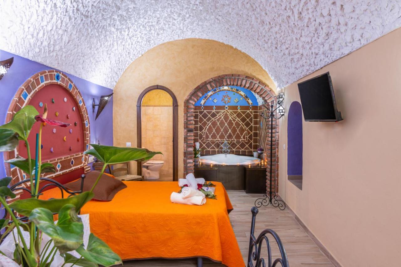 Cazorla Casas Cueva Guest House Hinojares Екстериор снимка