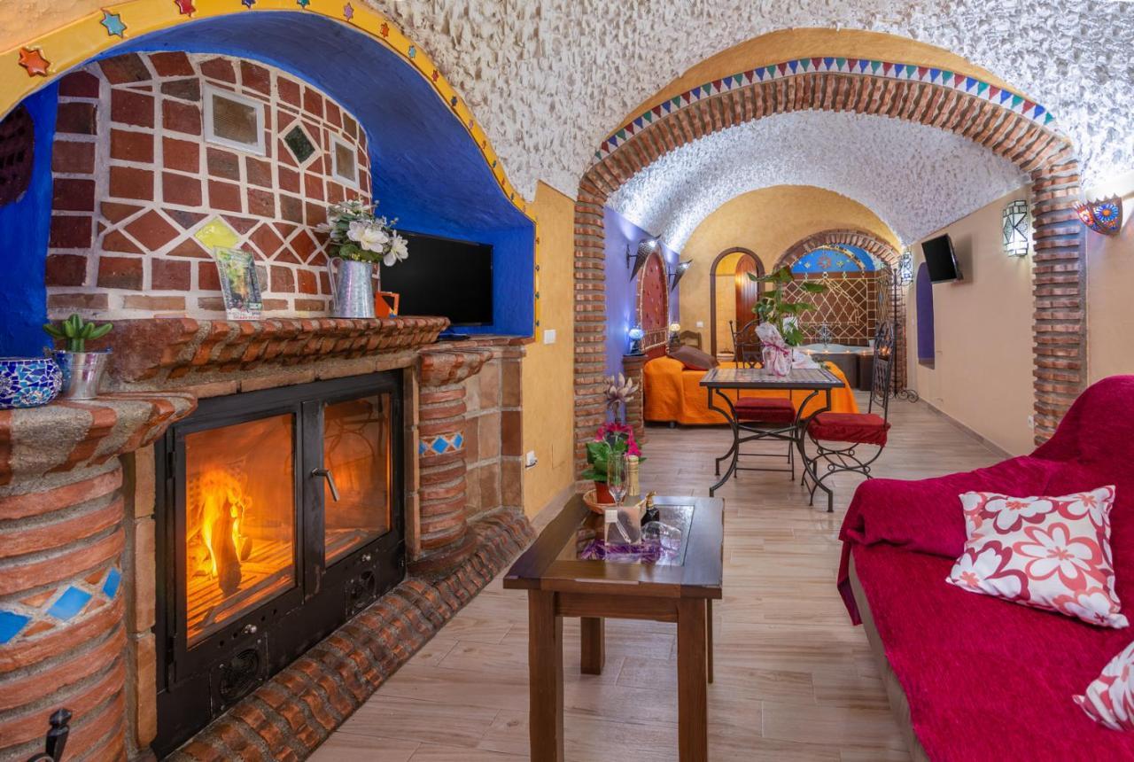 Cazorla Casas Cueva Guest House Hinojares Екстериор снимка