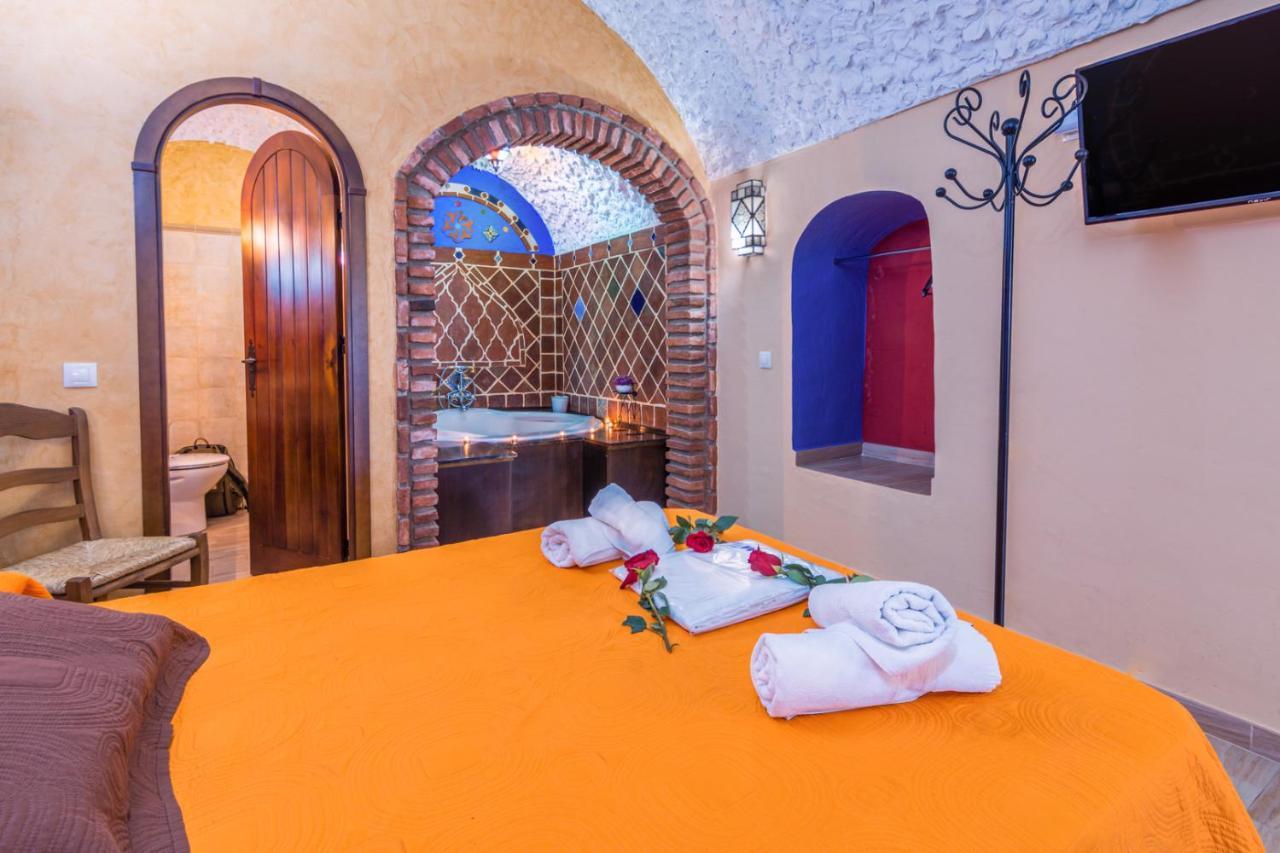 Cazorla Casas Cueva Guest House Hinojares Екстериор снимка